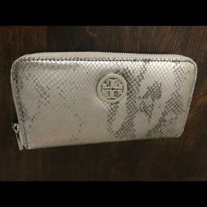 Tory Burch Wallet